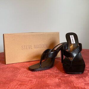 Steve Madden Showcase "Black"